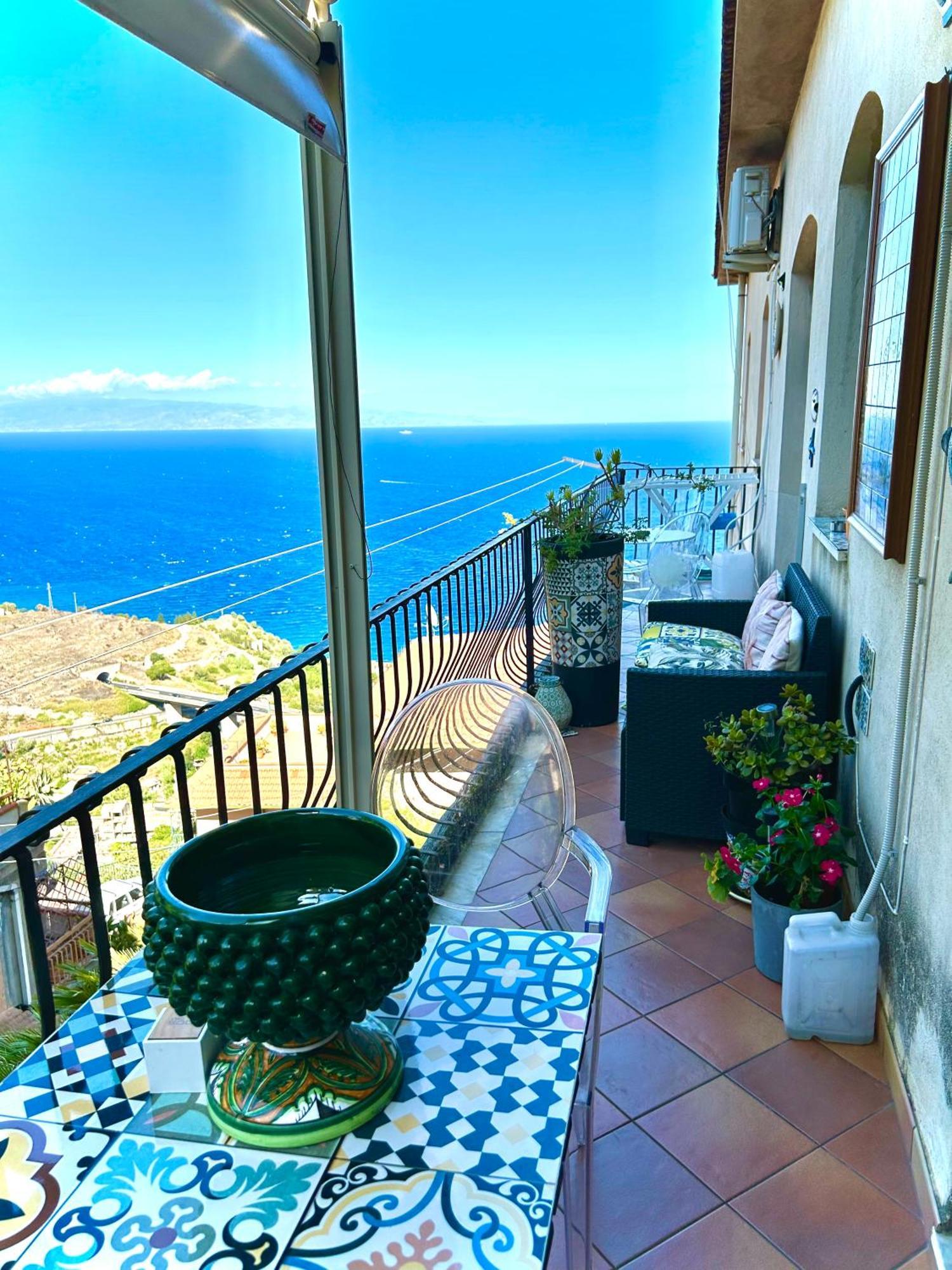 טאורמינה Sun Sky Sea Suite מראה חיצוני תמונה